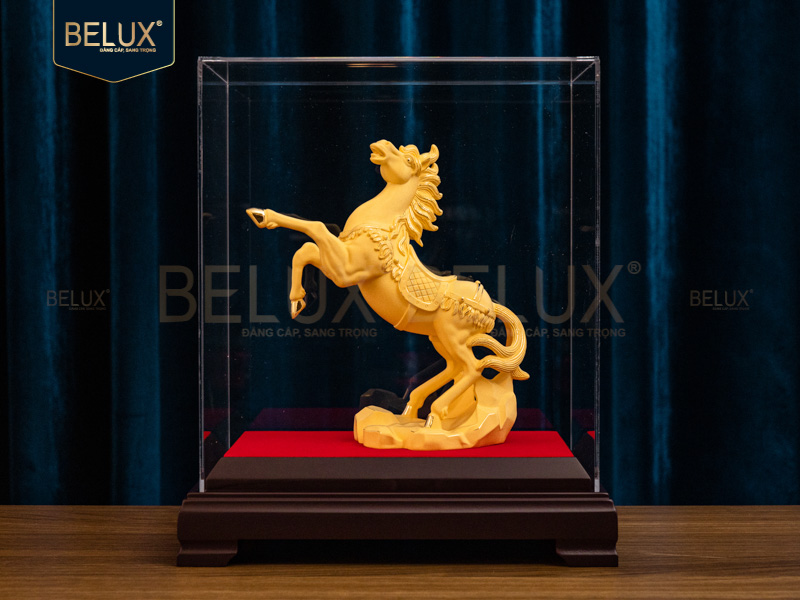 Tượng Ngựa dát vàng cát&nbsp;13x8x19cm